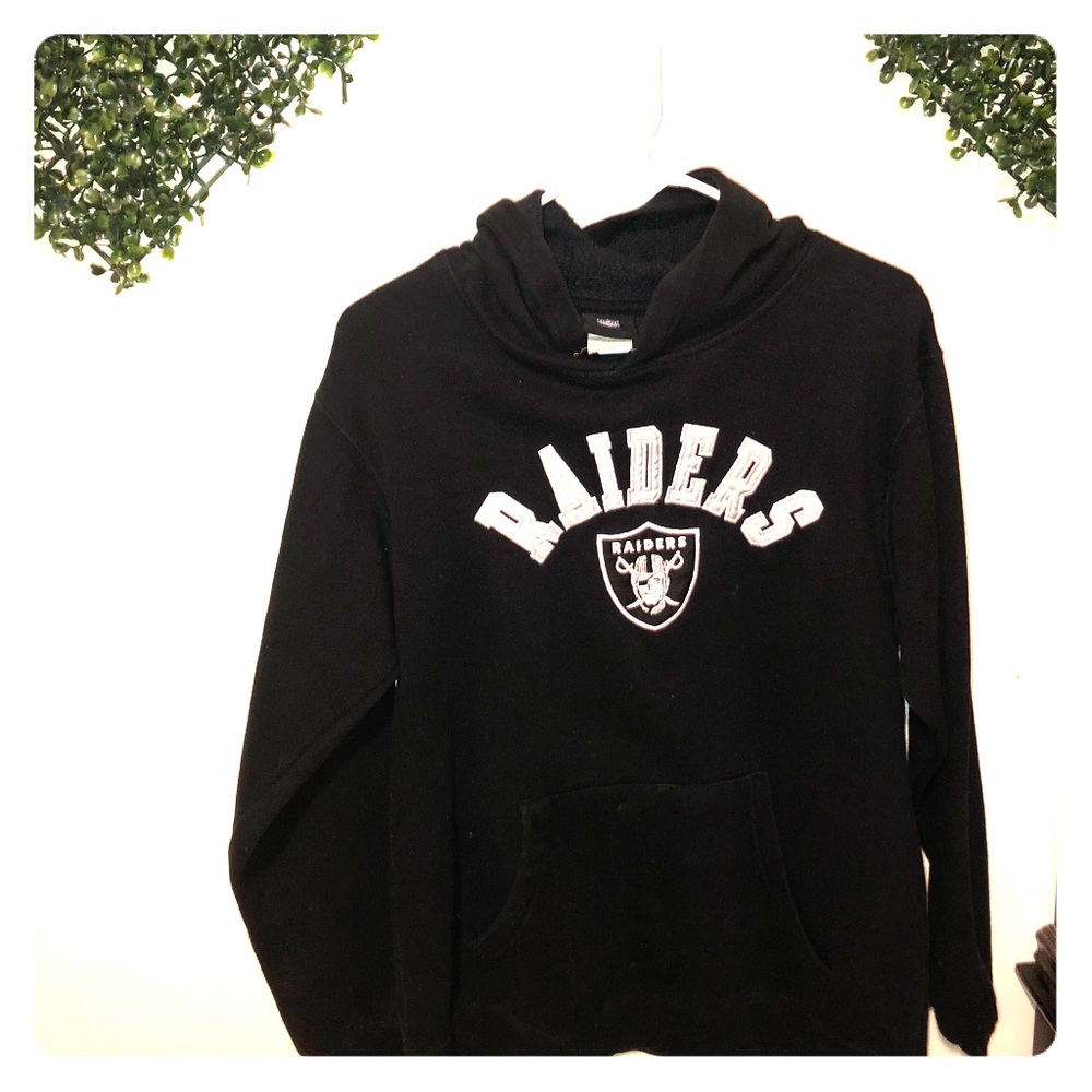 NFL Raiders Lg Sweater Black with logo